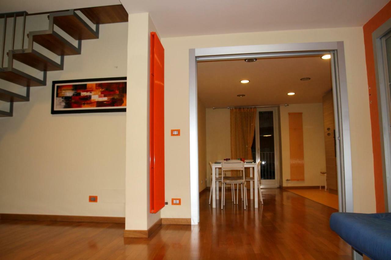 Sake Family Suite - Xl Apartment In The Heart Of The City Catania Exterior photo